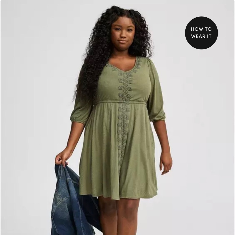 Torrid Mini Jersey 3/4 Sleeve Puff Print Skater Dress size 4